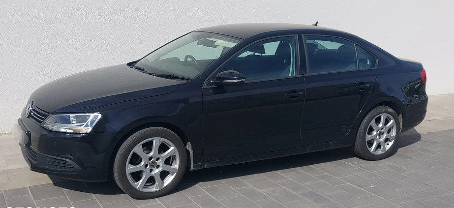 Volkswagen Jetta cena 25500 przebieg: 118000, rok produkcji 2014 z Gdynia małe 37